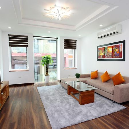 Sumitomo luxury apartment hotel near Lotte Hanoi Esterno foto